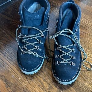 Danner Black Mountain Light Boots